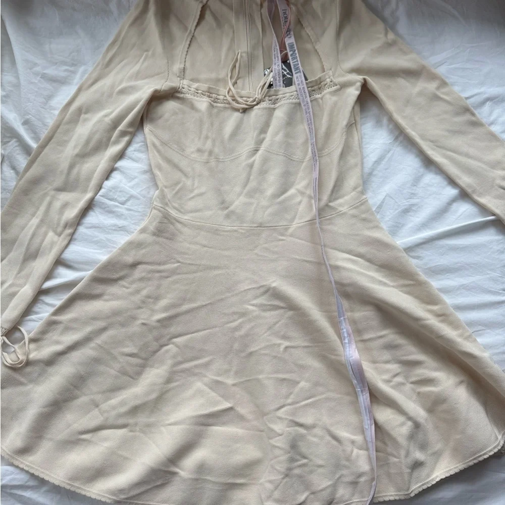 House of CB Caprice Cream Lace dress - Picture 6 of 14